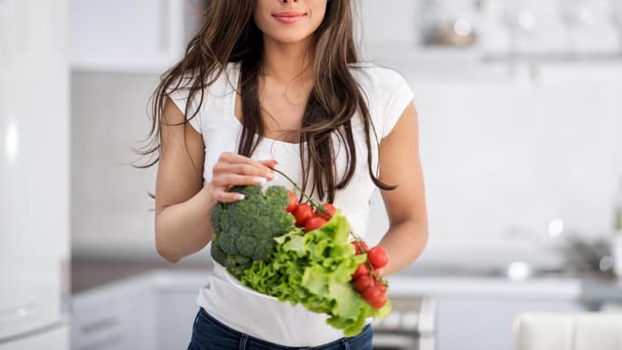 frau-vitamine-istock