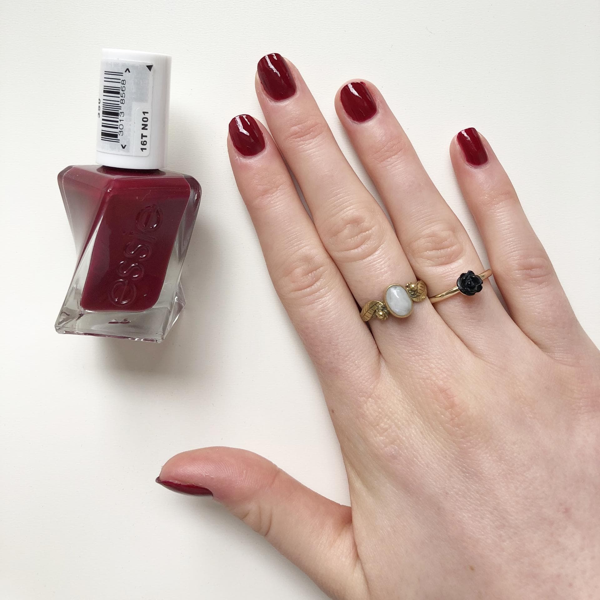 Gel Nagellack Essie