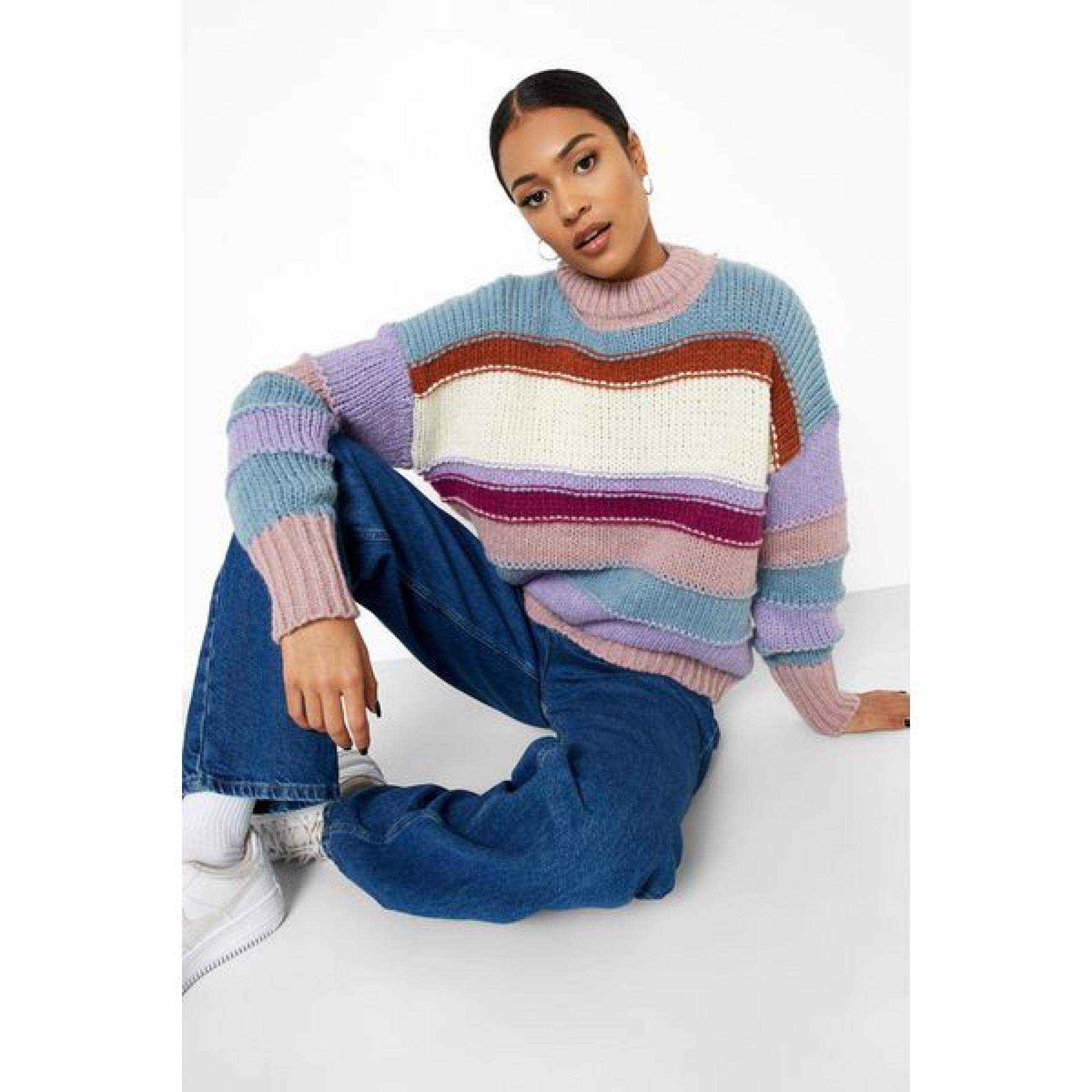 Gestreifter Strickpullover 