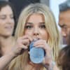 chloe moretz wasser