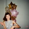 Frau mit Luftballons