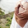 schwangere Frau mit Babybauch