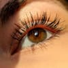 Auge mit langen Wimpern