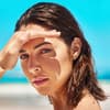 Frau am Strand