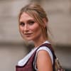 Frau in Dirndl