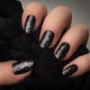 Nagellack-Trend Blackout Nails