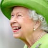 Queen Elizabeth lächelt