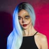 Frau mit Halloween Make up