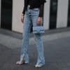 Jeans für kleine Frauen