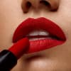 Lippenstift für weiße Zähne