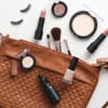 Handtasche Beauty-Essentials für den Frühling
