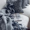 Sofa mit Decke