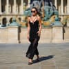 Schwarzes Kleid Streetstyle