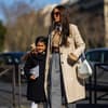 Mutter und Tochter Streetstyle
