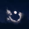 Heller Mond am Nachthimmel