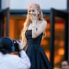 Rosé von Blackpink zeigt ihre Nägel