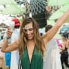 Junge Frau Festival Glitzer