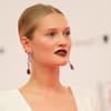 toni-garrn-lippenstift-2002697.jpg