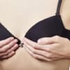 10 Dinge, die nur Frauen mit kleinem Busen verstehen
