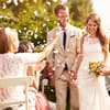 Braut verlangt Brautjungfer ohne Brille auf Hochzeit