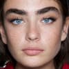 volle-wimpern-in-fünf-schritten