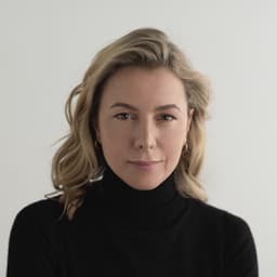 Profile picture for user Laura Simonow