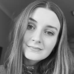 Autorenprofil von Jennifer Höck
