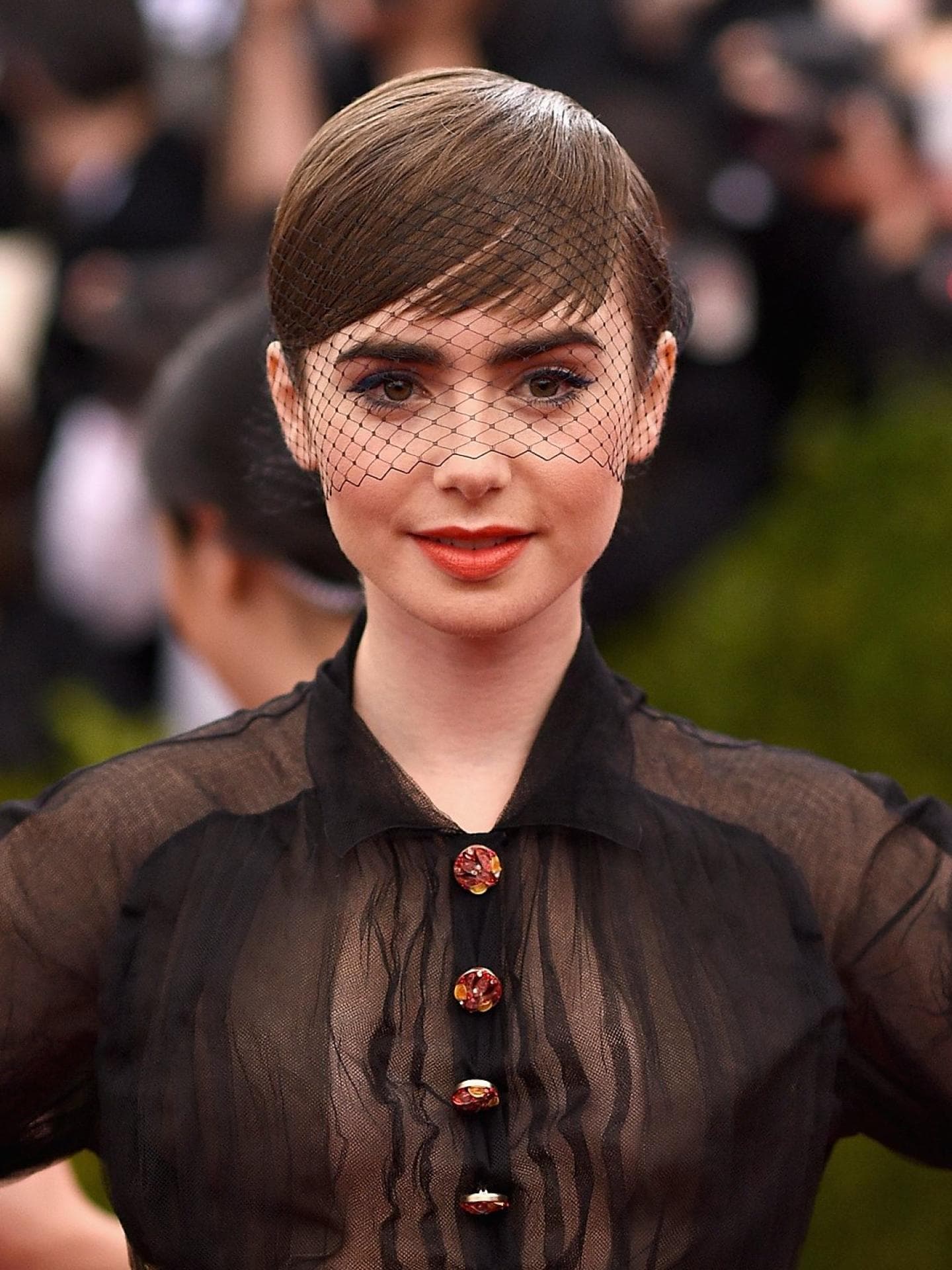 Lilly Collins