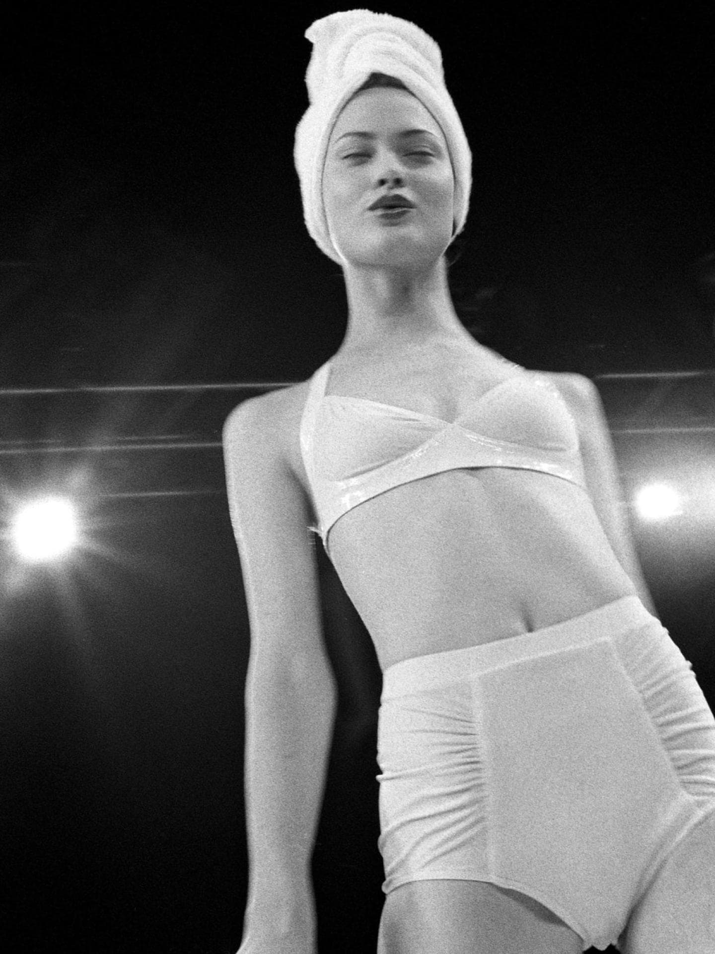 90er Model Shalom Harlow 90er Model Shalom Harlow