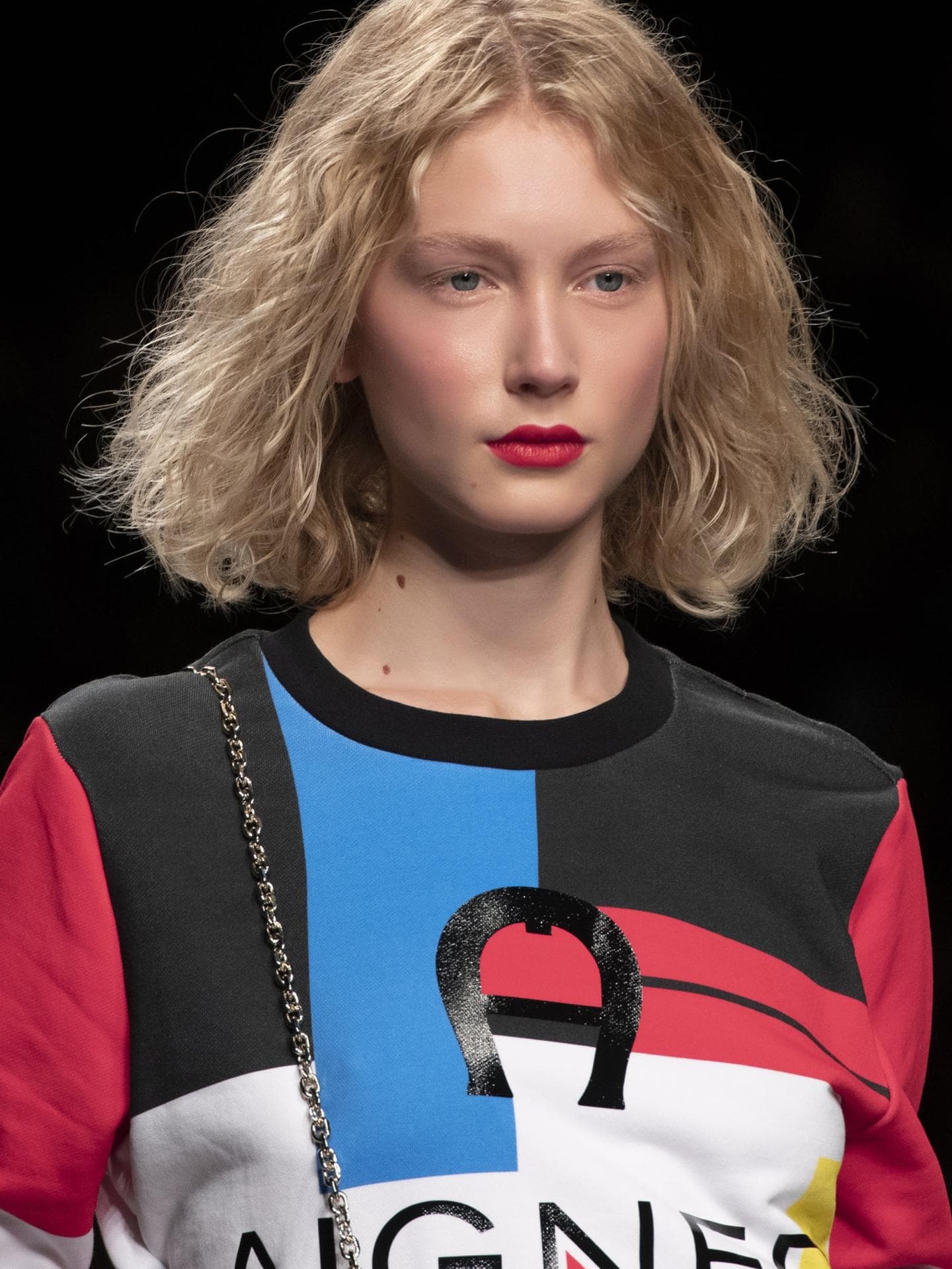 Welliges Haar mit Longbob