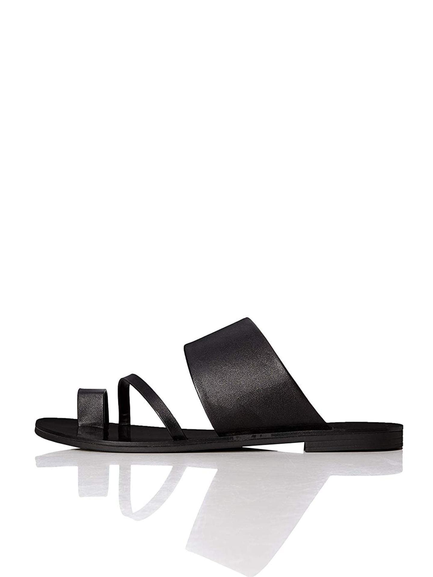 Schwarze Sandalen