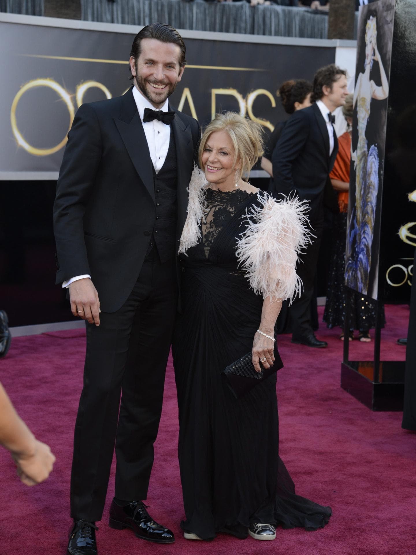 Bradley Cooper mit seiner Mutter 