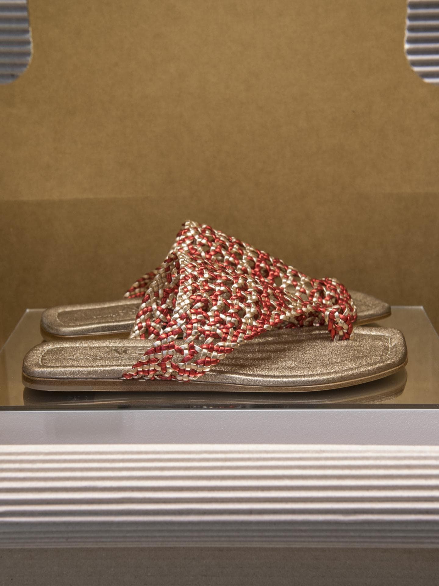 Square Toe Flops Bast