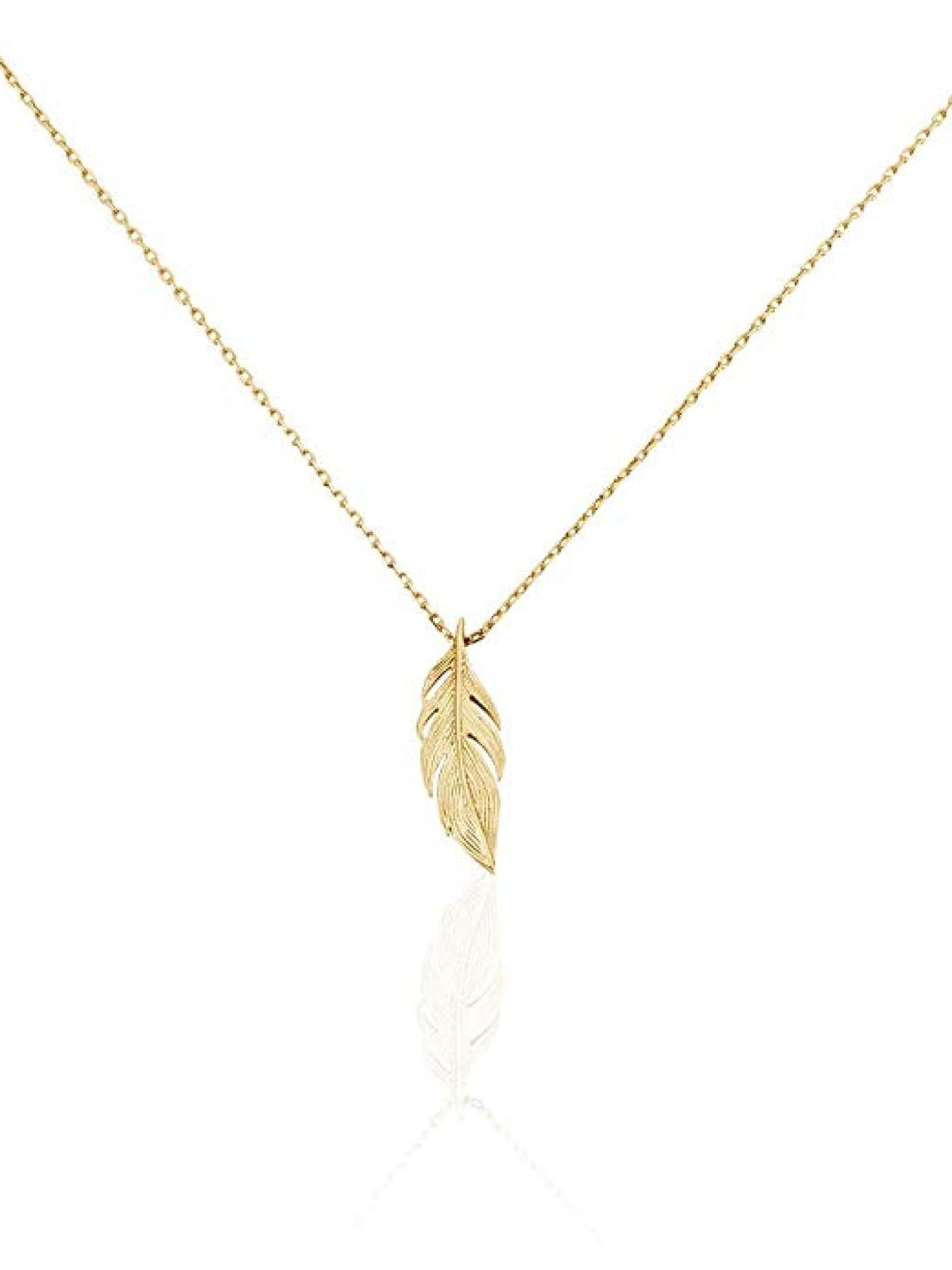 Goldene Kette mit Anhänger 