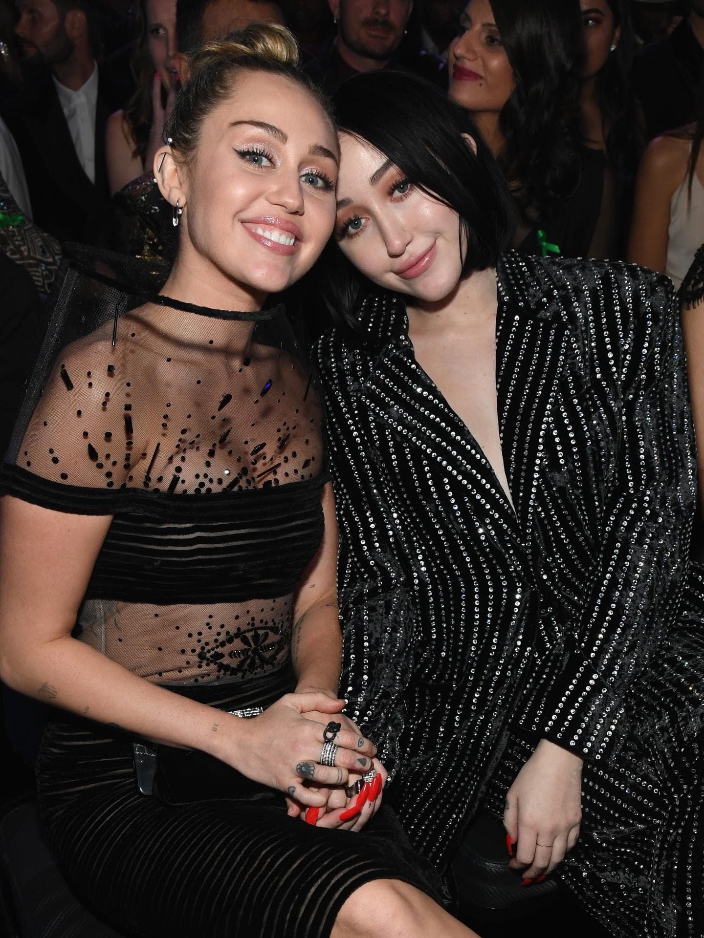 Miley Cyrus und Noah Cyrus Miley Cyrus und Noah Cyrus