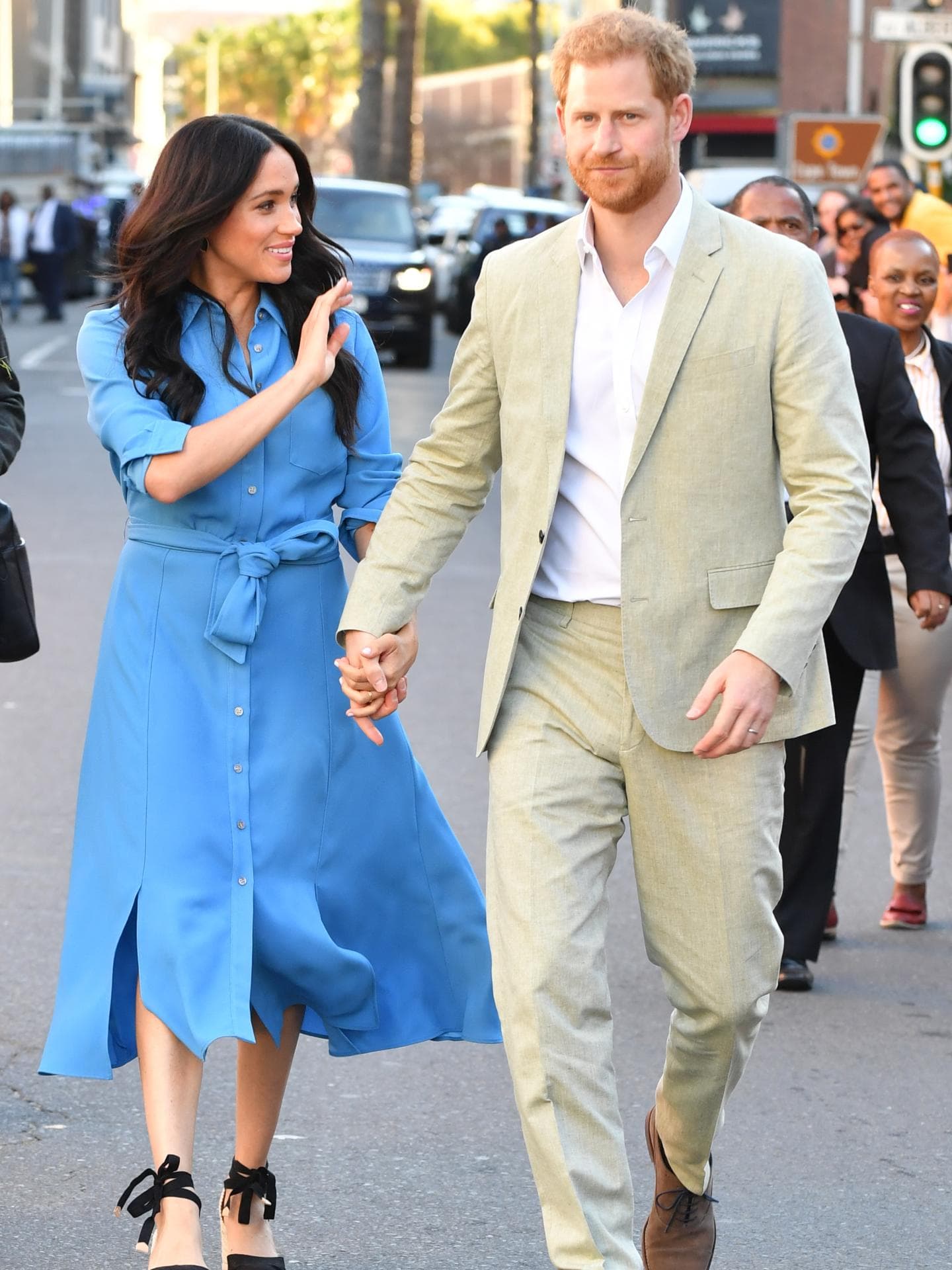 meghan markle prinz harry blaues kleid