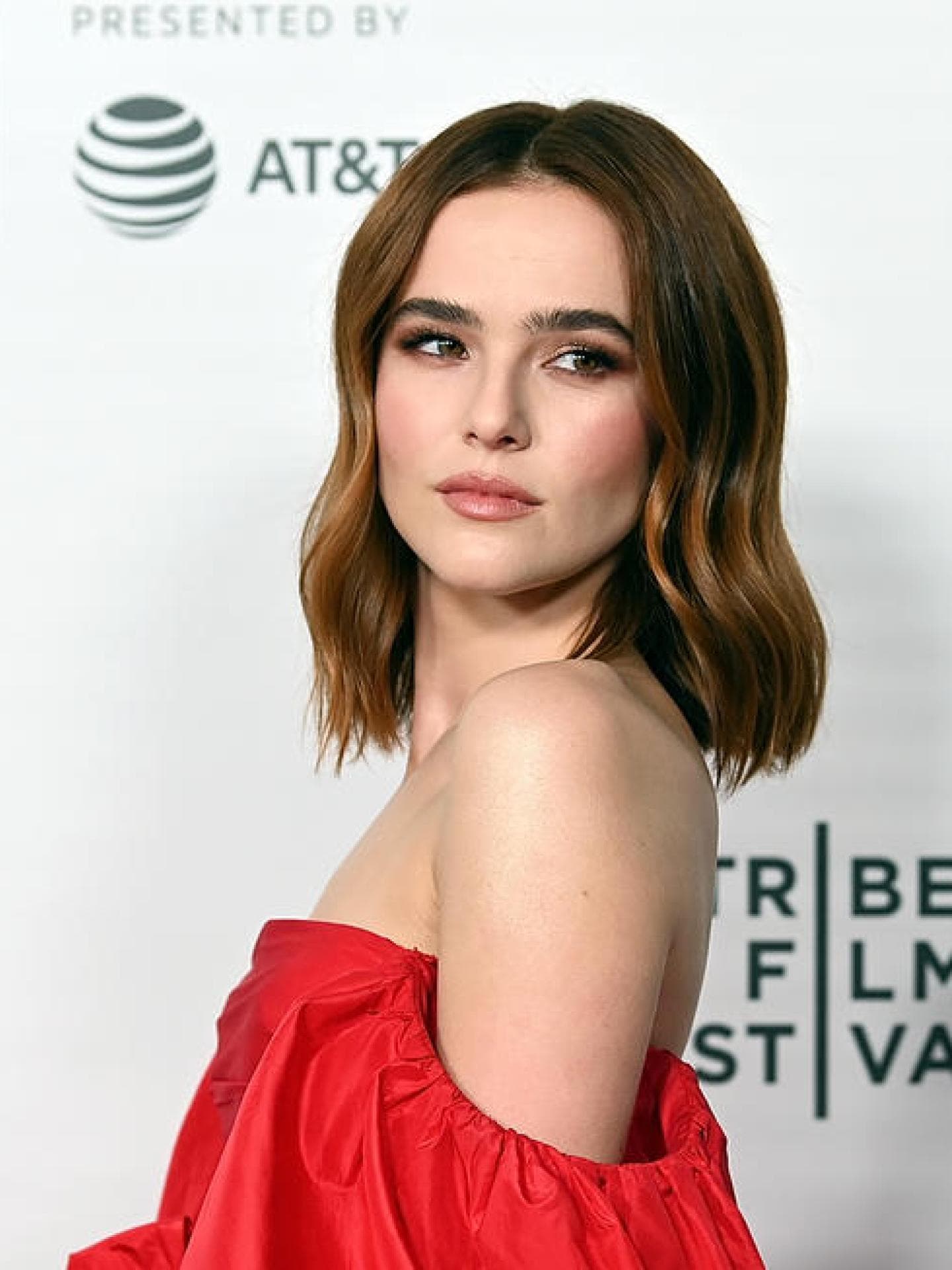 Zoey Deutch
