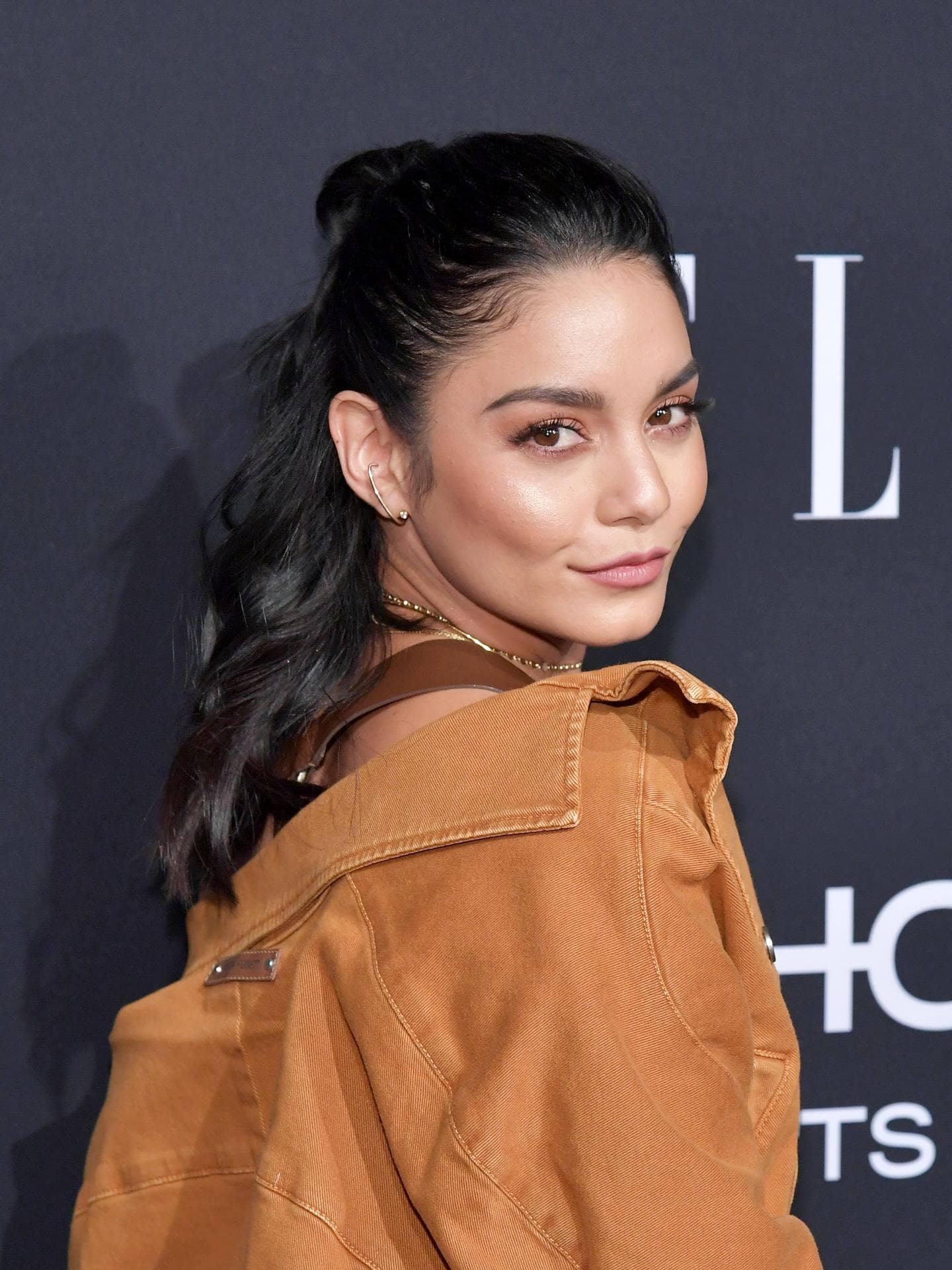 Vanessa Hudgens mit Half Bun