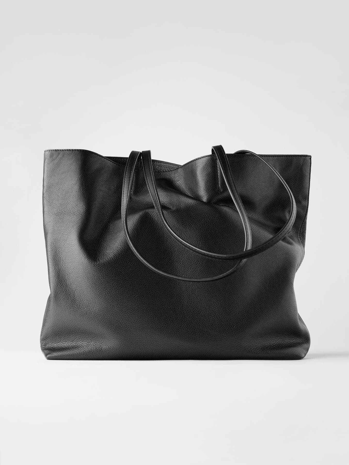 SHOPPER AUS LEDER ZUM PERSONALISIEREN
