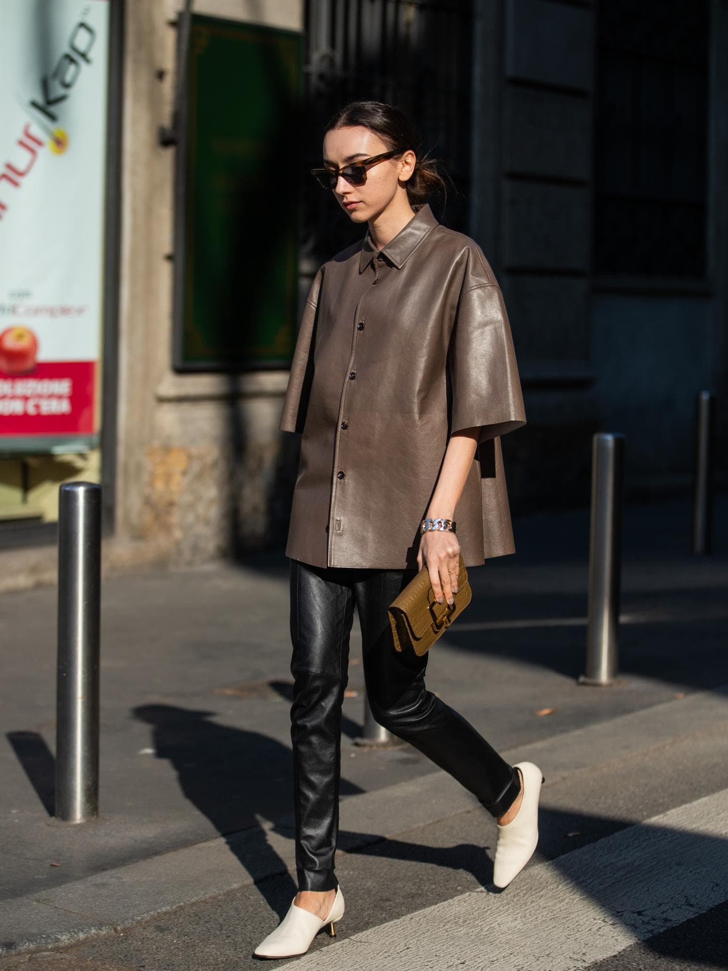 influencer lederbluse braun