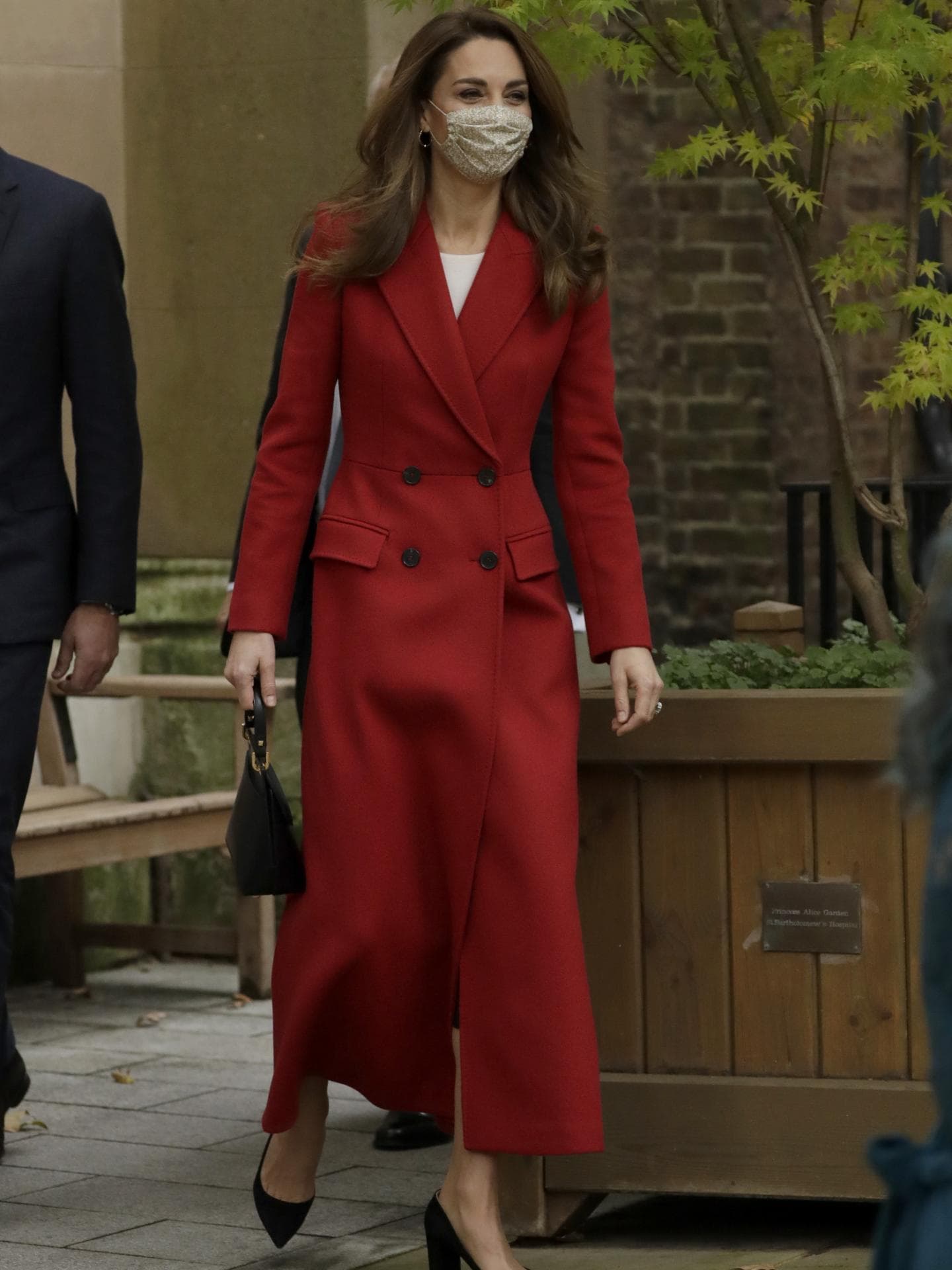 Kate Middleton roter Mantel