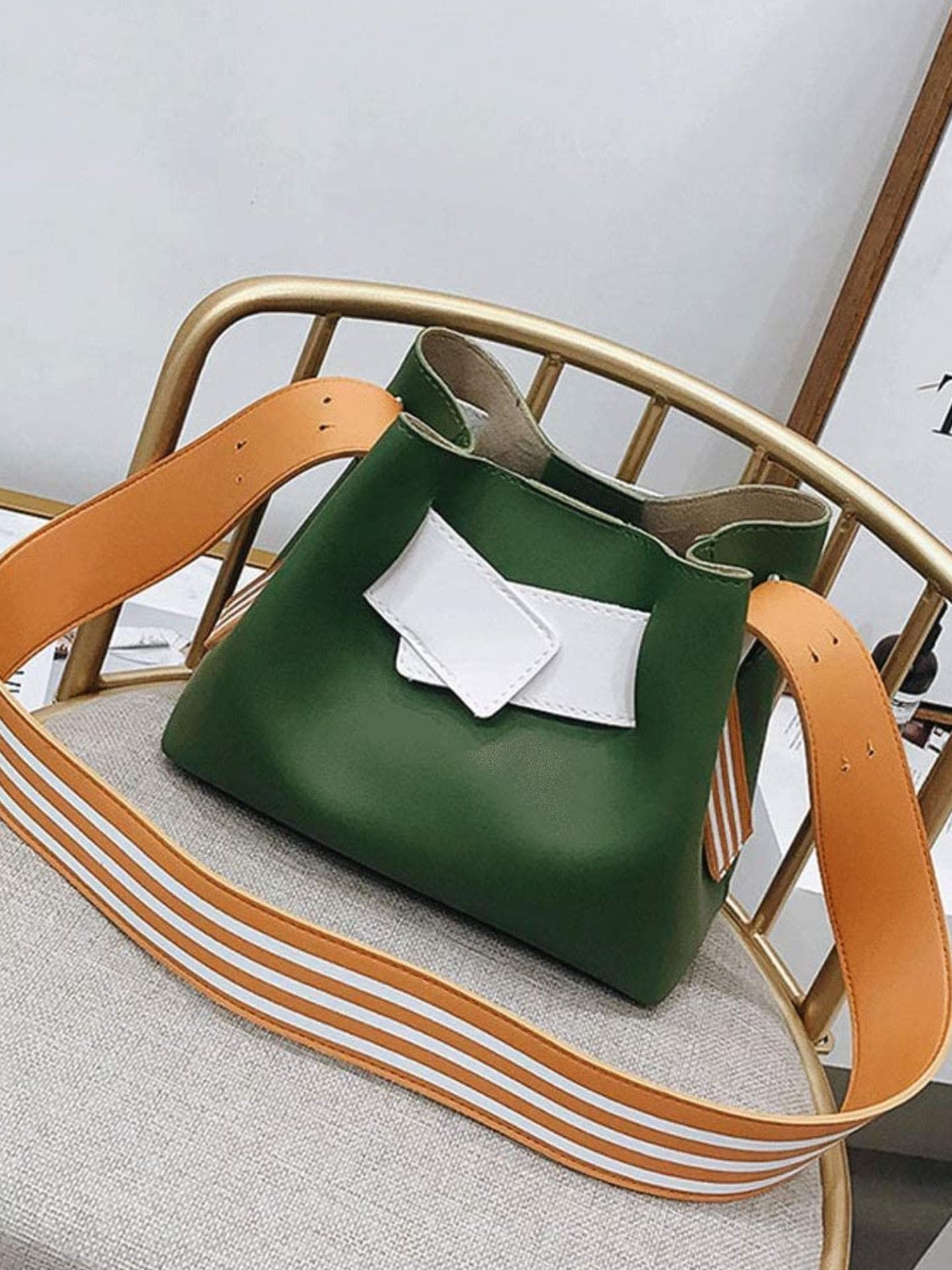 Handtasche
