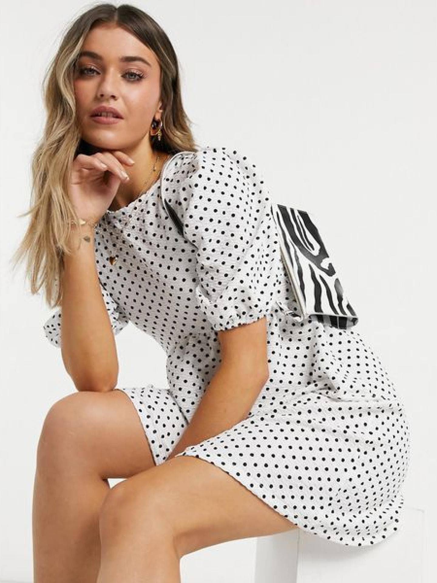 Kleid mit Puffärmel
