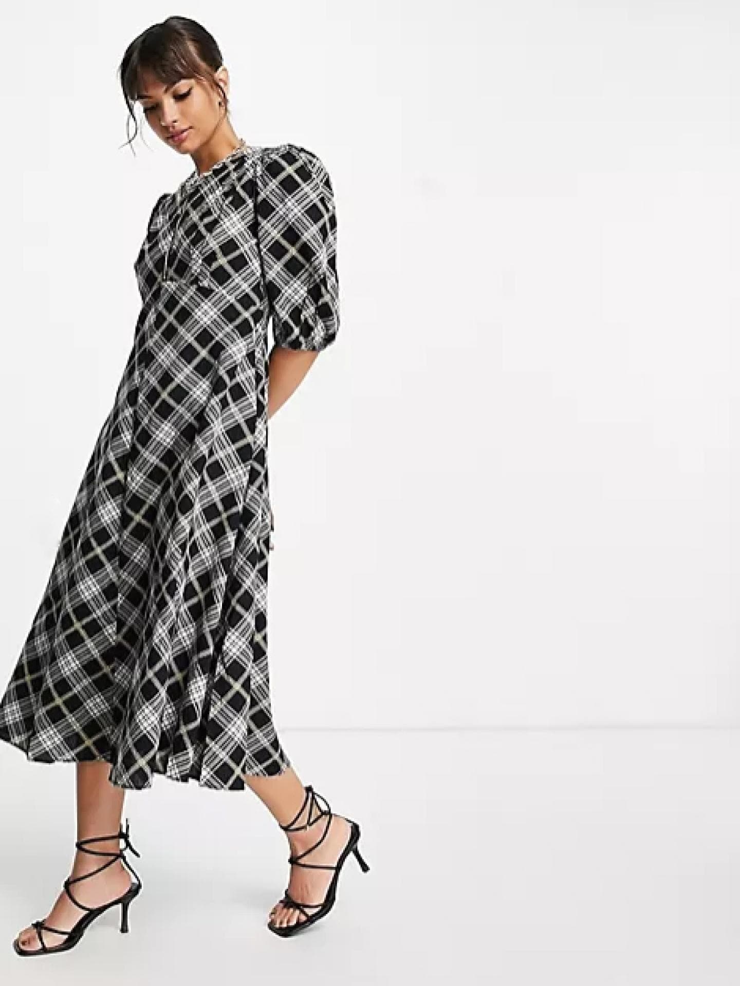 Midikleid in Schwarz kariert