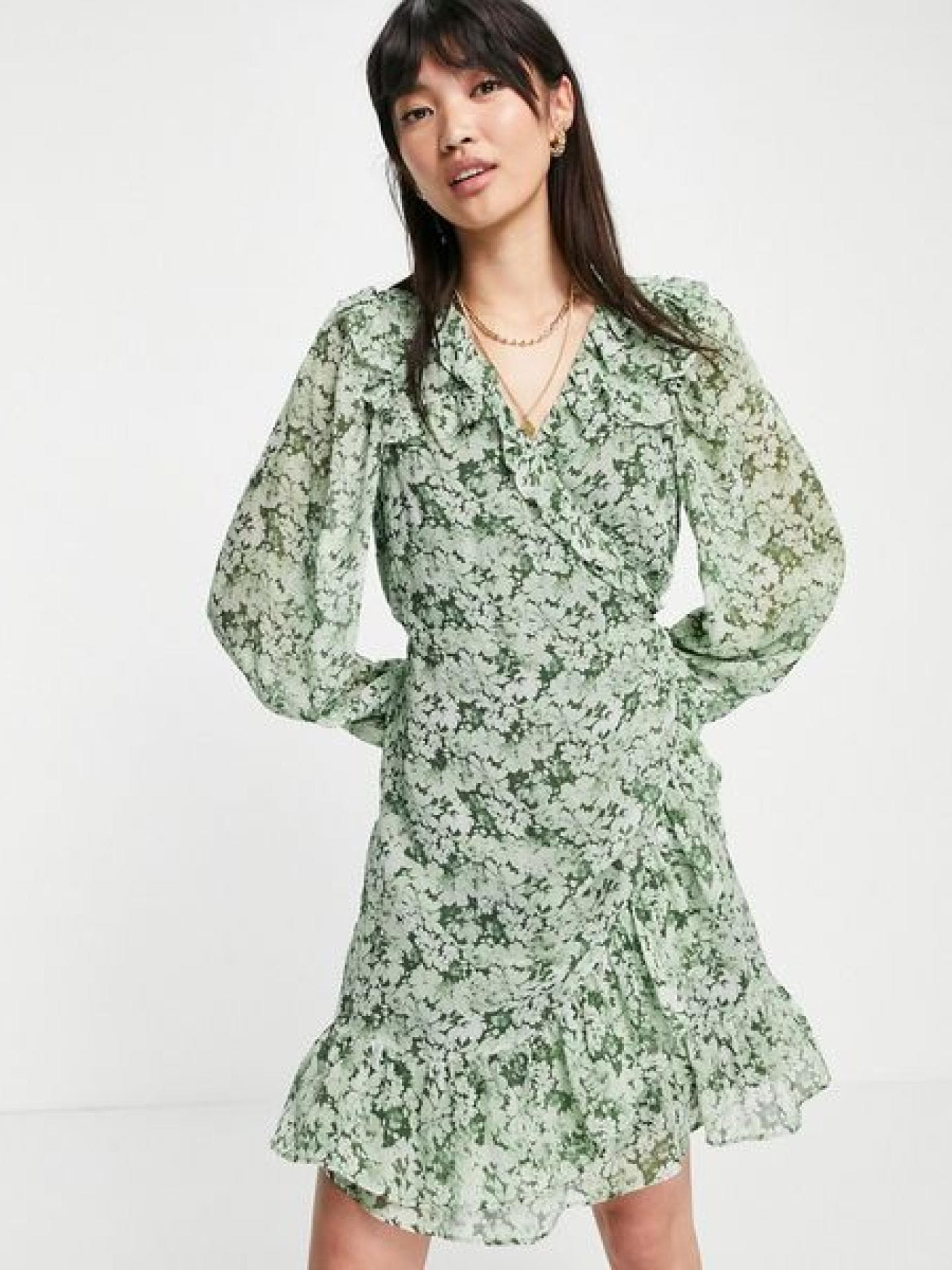 Grünes Kleid Blumen