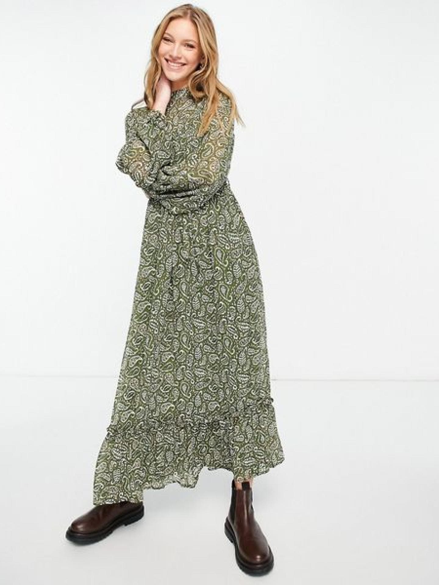 Modetrend grünes Kleid