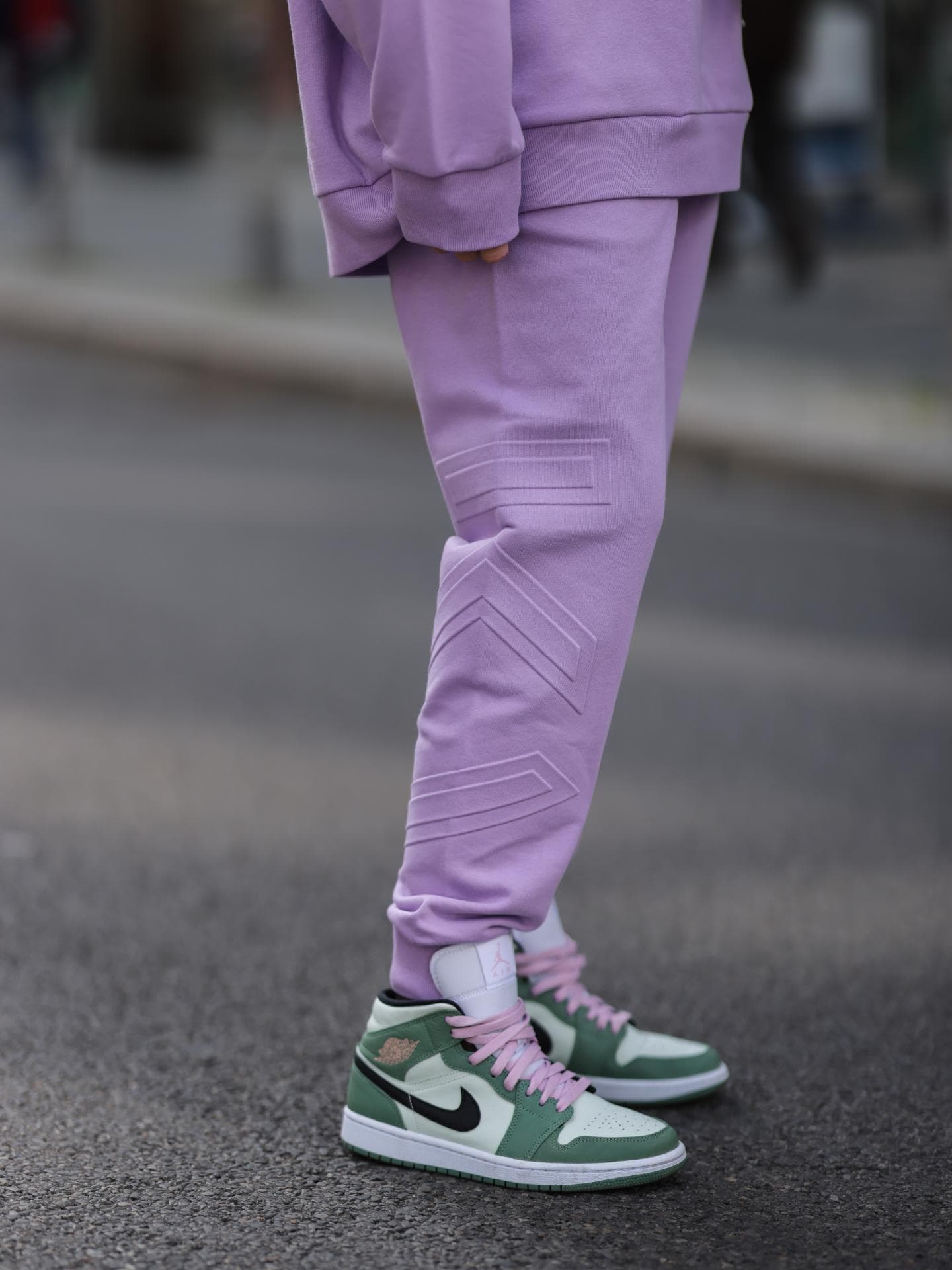 high Top Sneaker Jogginghose