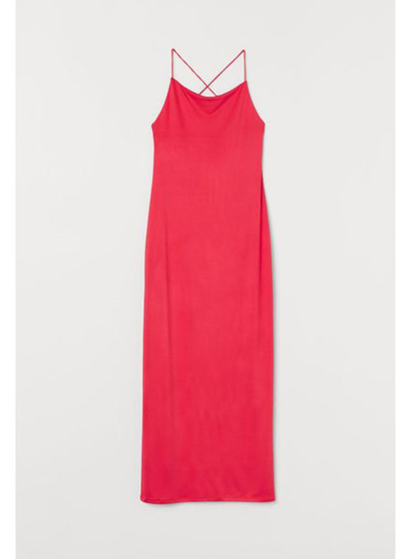 Rotes Maxikleid mit Rückenausschnitt