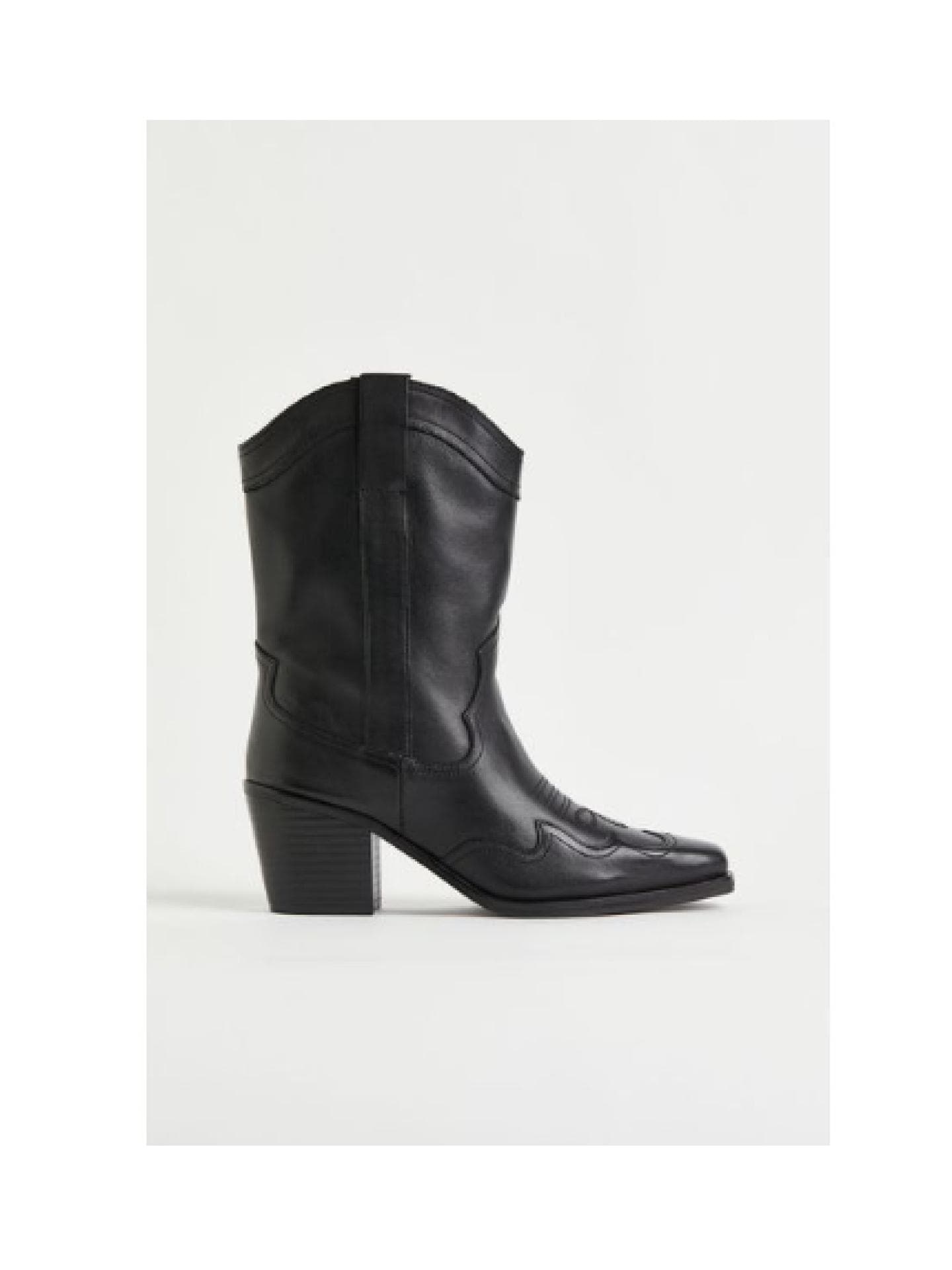 schwarze Stiefel