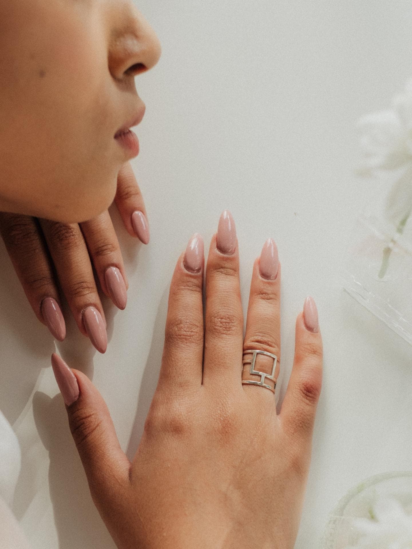 Rosa Nägel "Granny Nails"